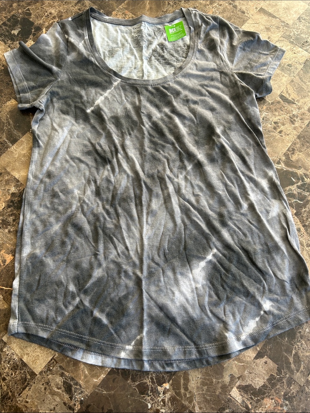 NWT 🆕 Women's Tie-Dye Scoop Neck Tee size XS Oversized